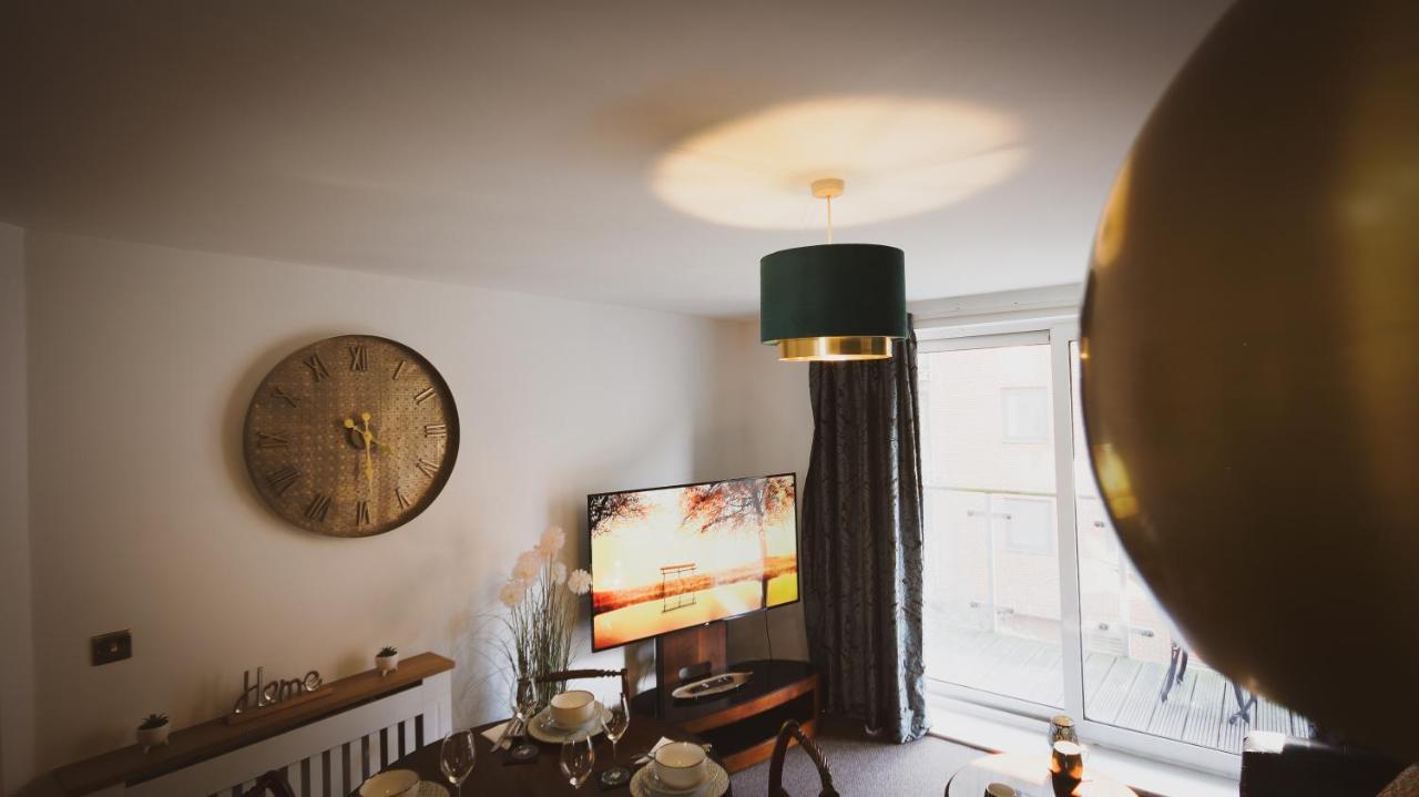 High Street - 2Bd Apt - King Beds - Parking - Wise Stays Southampton Exterior foto